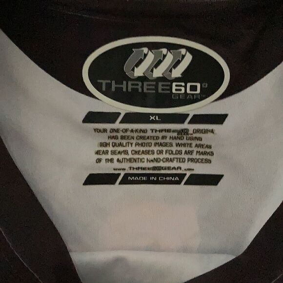 Three60 Gear Men’s Clippers Basketball Shirt - Picture 6 of 7